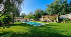 La Dolce Villa 11 sleeps Pool & Landscaped Garden